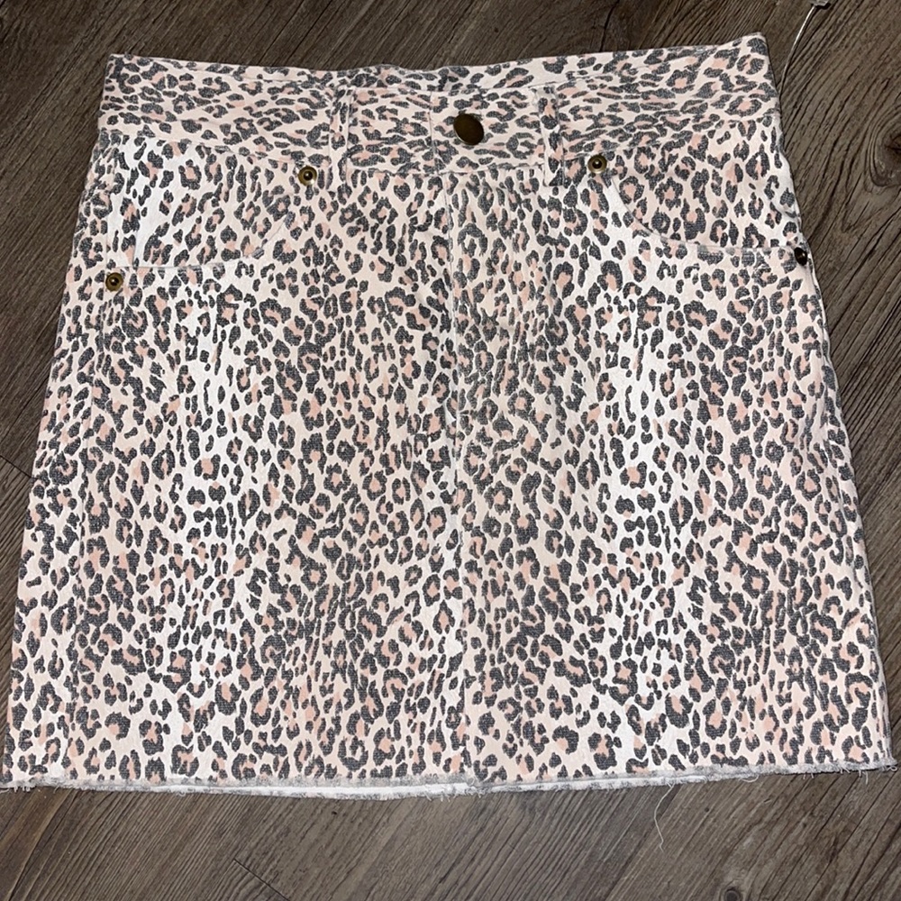 Olivaceous Pink Cheetah Mini Skirt